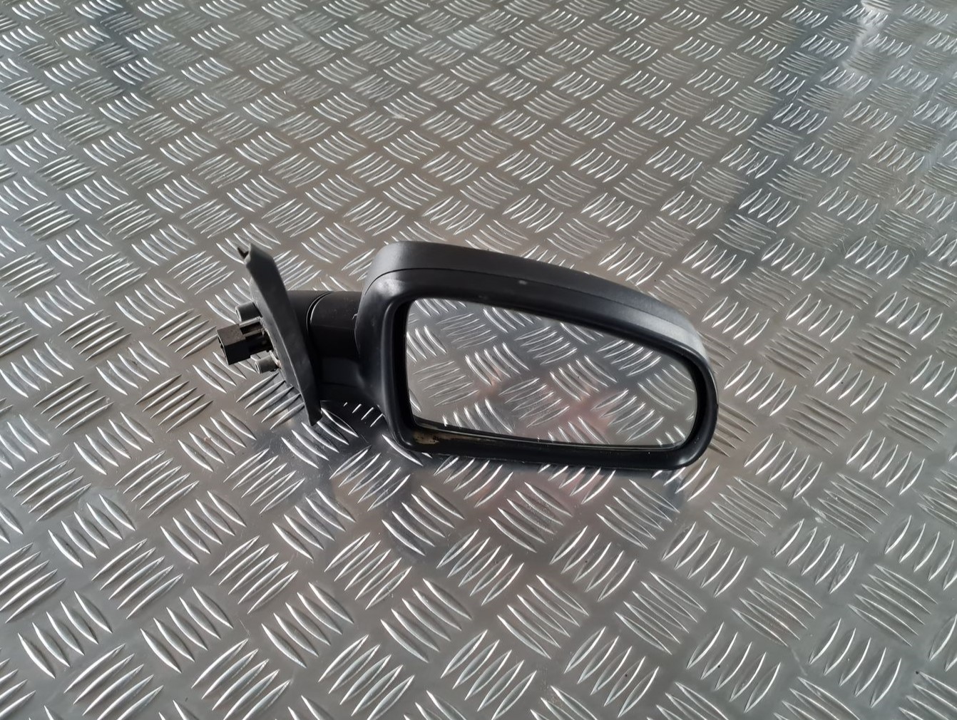 Ārējais spogulis, pa labi priekš OPEL MERIVA 2004 3 Ārējais spogulis, pa labi priekš OPEL MERIVA 2004