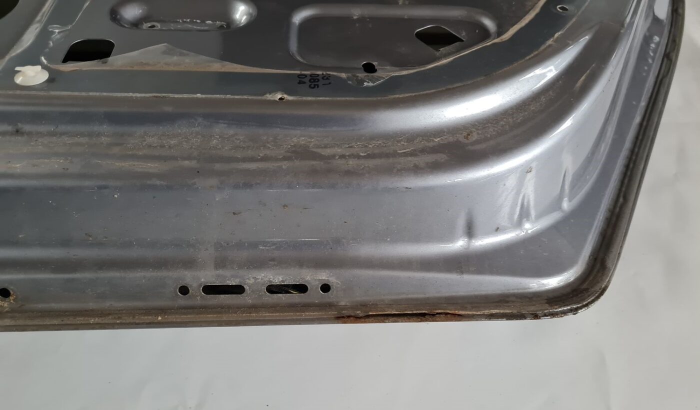 Aizmugurējās labās durvis priekš OPEL MERIVA 2004