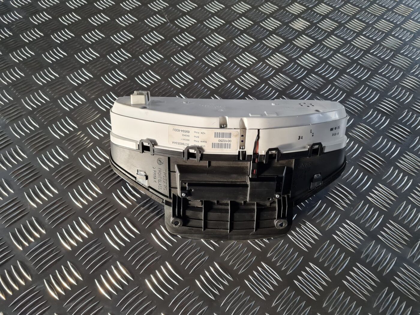 Spidometrs priekš VOLVO S80 2007 Black 2 Spidometrs priekš VOLVO S80 2007 Black