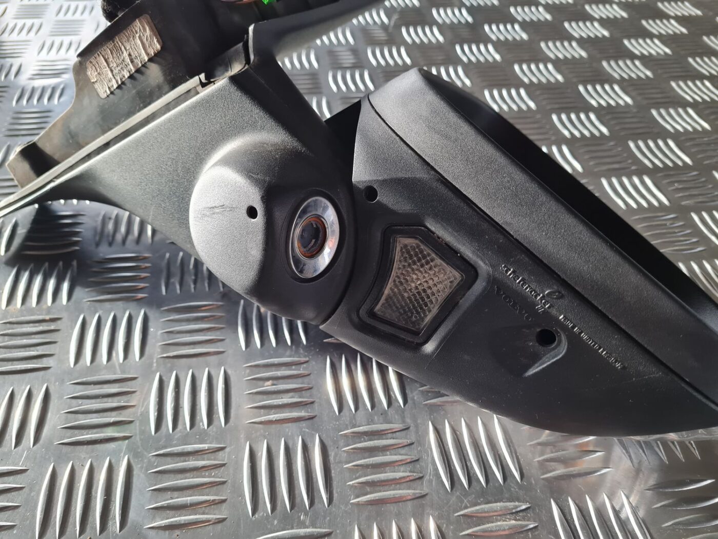 Ārējais spogulis, pa labi priekš VOLVO S80 2007 Black