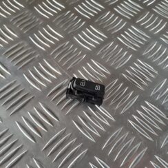 Atvēršanas/aizvēršanas poga priekš VOLVO S80 2007 Black