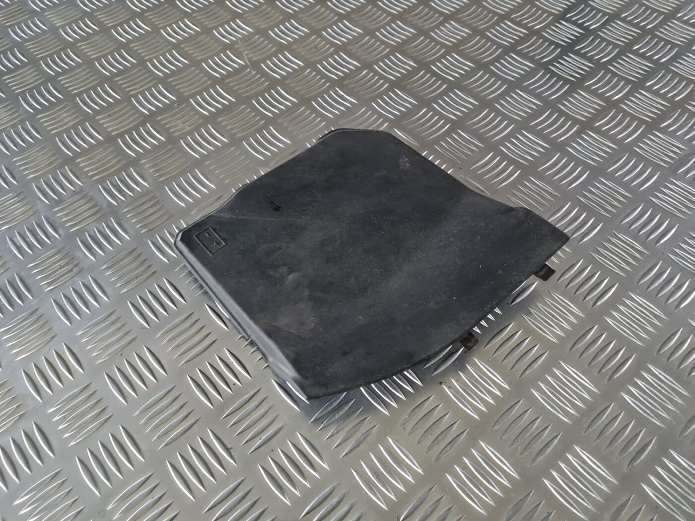 Akumulatora vāks priekš VOLVO S80 2007 Black