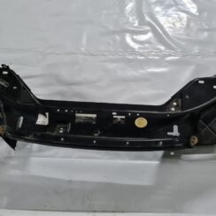 Priekšējā radiatora rāmja augšēja daļa priekš VOLVO S80 2007 Black