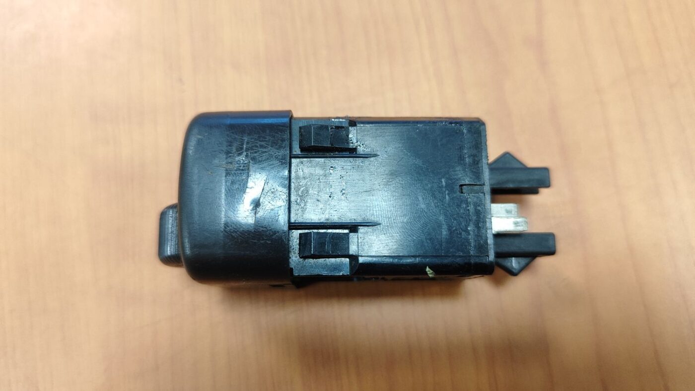 Lukturu augstuma regulēšanas poga priekš SAAB 9-5 1999 5 Lukturu augstuma regulēšanas poga priekš SAAB 9-5 1999