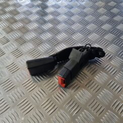 Aizmugurējā dubultā drošības jostas sprādze priekš TOYOTA AVENSIS 2010