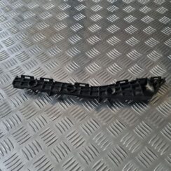 Aizmugurēja bufera kronšteins priekš TOYOTA AVENSIS 2010