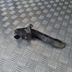 Gāzes pedālis priekš TOYOTA AVENSIS 2010