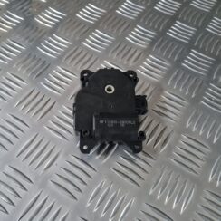Apsildes sistēmas aktuators priekš TOYOTA AVENSIS 2010