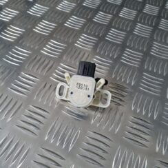 Bremžu signāla slēdzis priekš TOYOTA AVENSIS 2010