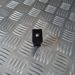 Degvielas tvertnes atvēršanas poga priekš TOYOTA AVENSIS 2010