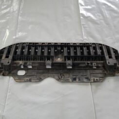 Priekšēja bufera aizsargs priekš TOYOTA AVENSIS 2010