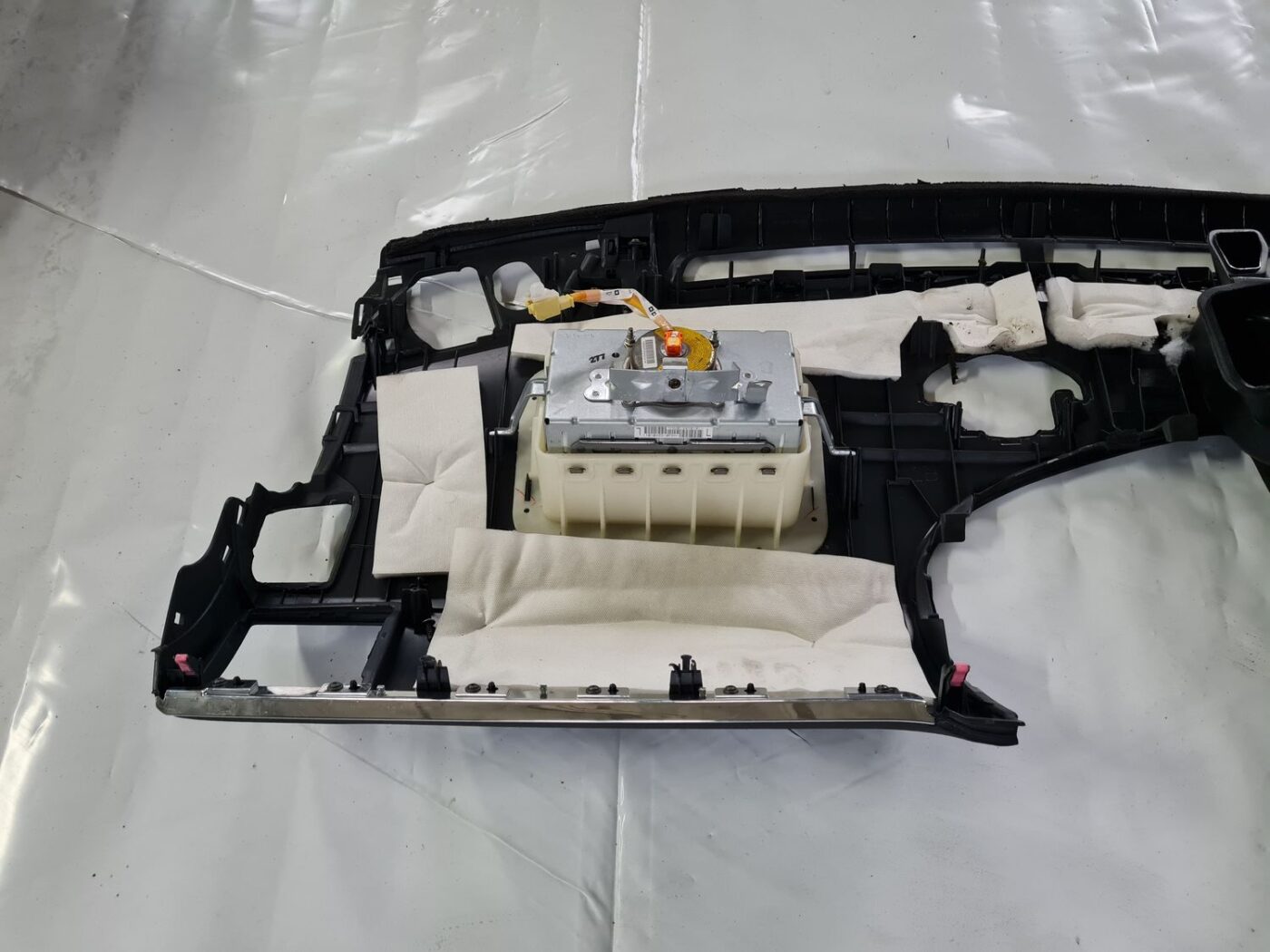 Mērinstrumentu panelis priekš TOYOTA AVENSIS 2010 3 Mērinstrumentu panelis priekš TOYOTA AVENSIS 2010