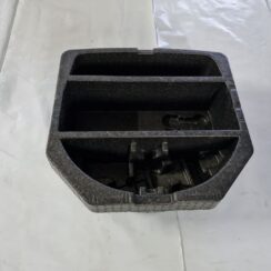 Bagāžnieka nodalījuma instrumentu ieliktnis priekš TOYOTA AVENSIS 2010