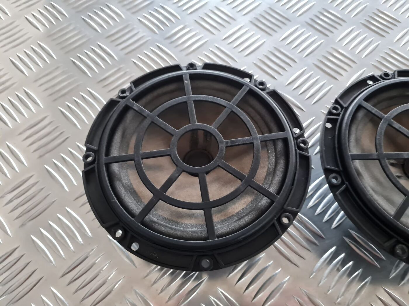 Durvju skaļrunis, apakšā priekš CITROEN C8 2005 2 Durvju skaļrunis, apakšā priekš CITROEN C8 2005