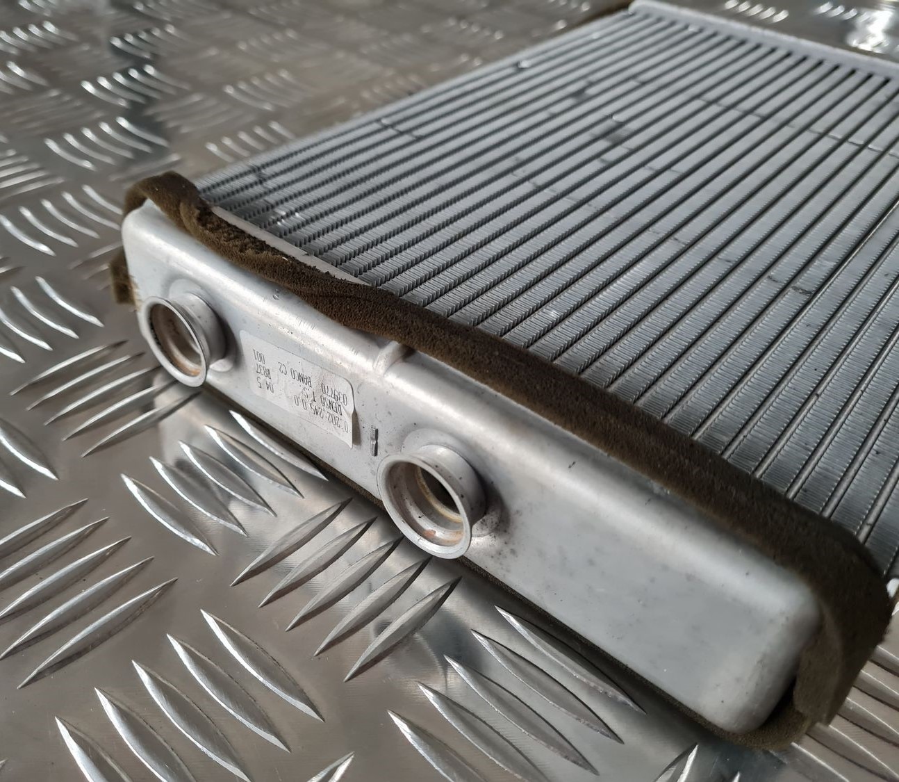 Apsildes sistēmas radiators priekš CITROEN C8 2005 2 Apsildes sistēmas radiators priekš CITROEN C8 2005