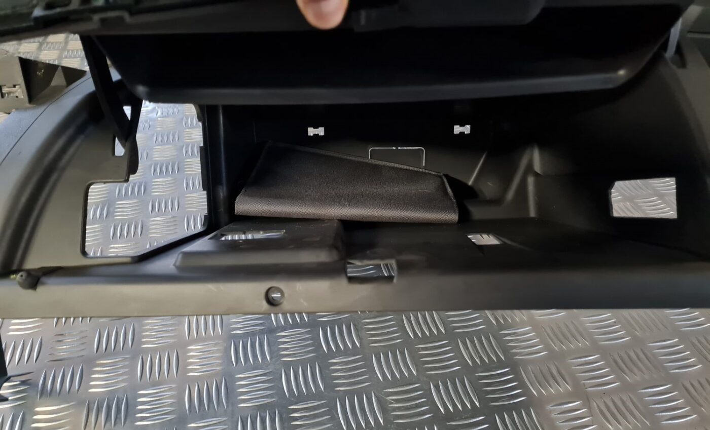 Mantu glabāšanas nodalījums pasažiera pusē priekš CITROEN C8 2005 5 Mantu glabāšanas nodalījums pasažiera pusē priekš CITROEN C8 2005