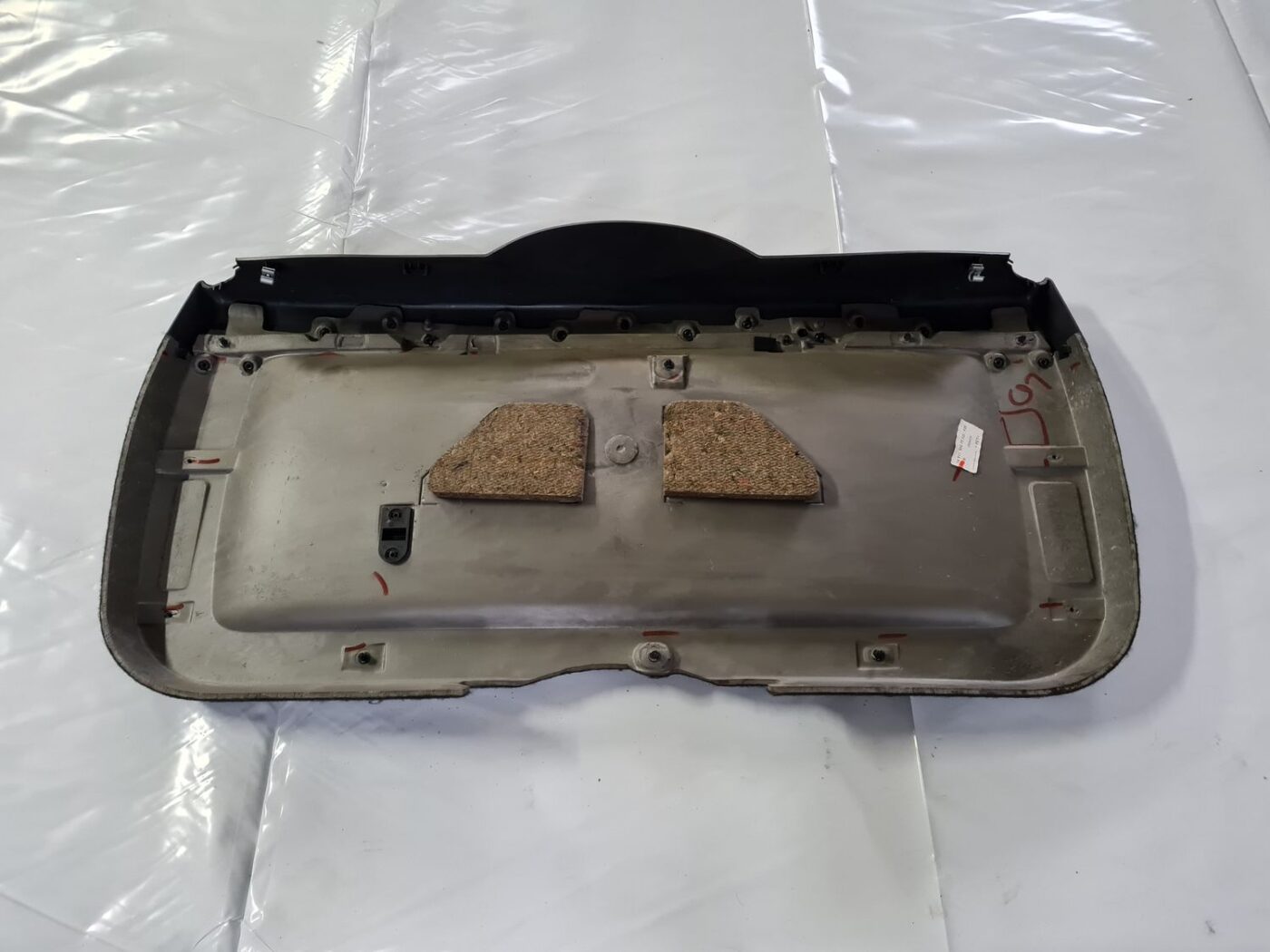 Bagāžnieka vāka liela apdare priekš CITROEN C8 2005 4 Bagāžnieka vāka liela apdare priekš CITROEN C8 2005