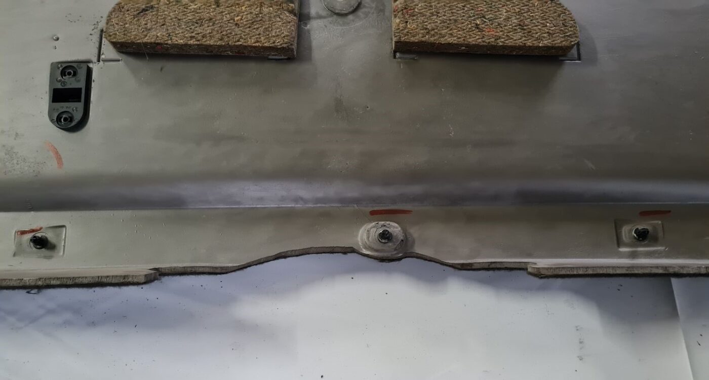 Bagāžnieka vāka liela apdare priekš CITROEN C8 2005 3 Bagāžnieka vāka liela apdare priekš CITROEN C8 2005