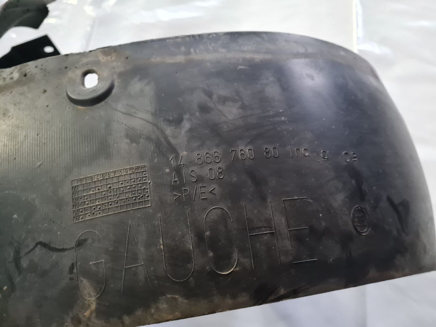 Priekšējais kreisais paspārns priekš CITROEN C8 2005