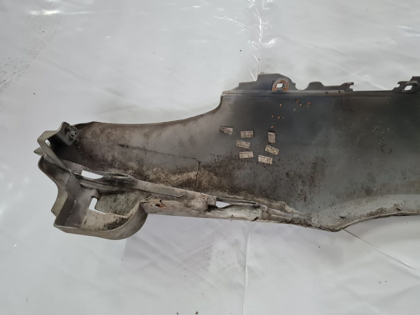 Priekšējais labais spārns priekš CITROEN C8 2005