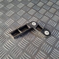 Aizmugurēja bufera kronšteins priekš OPEL INSIGNIA 2016