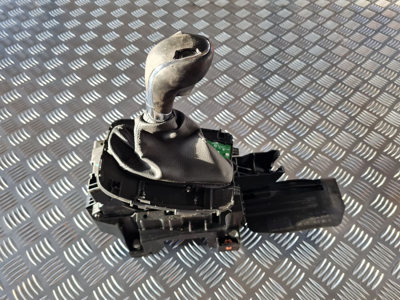 Ātrumu pārslēgšanas slēdzis priekš OPEL INSIGNIA 2016 6 Ātrumu pārslēgšanas slēdzis priekš OPEL INSIGNIA 2016