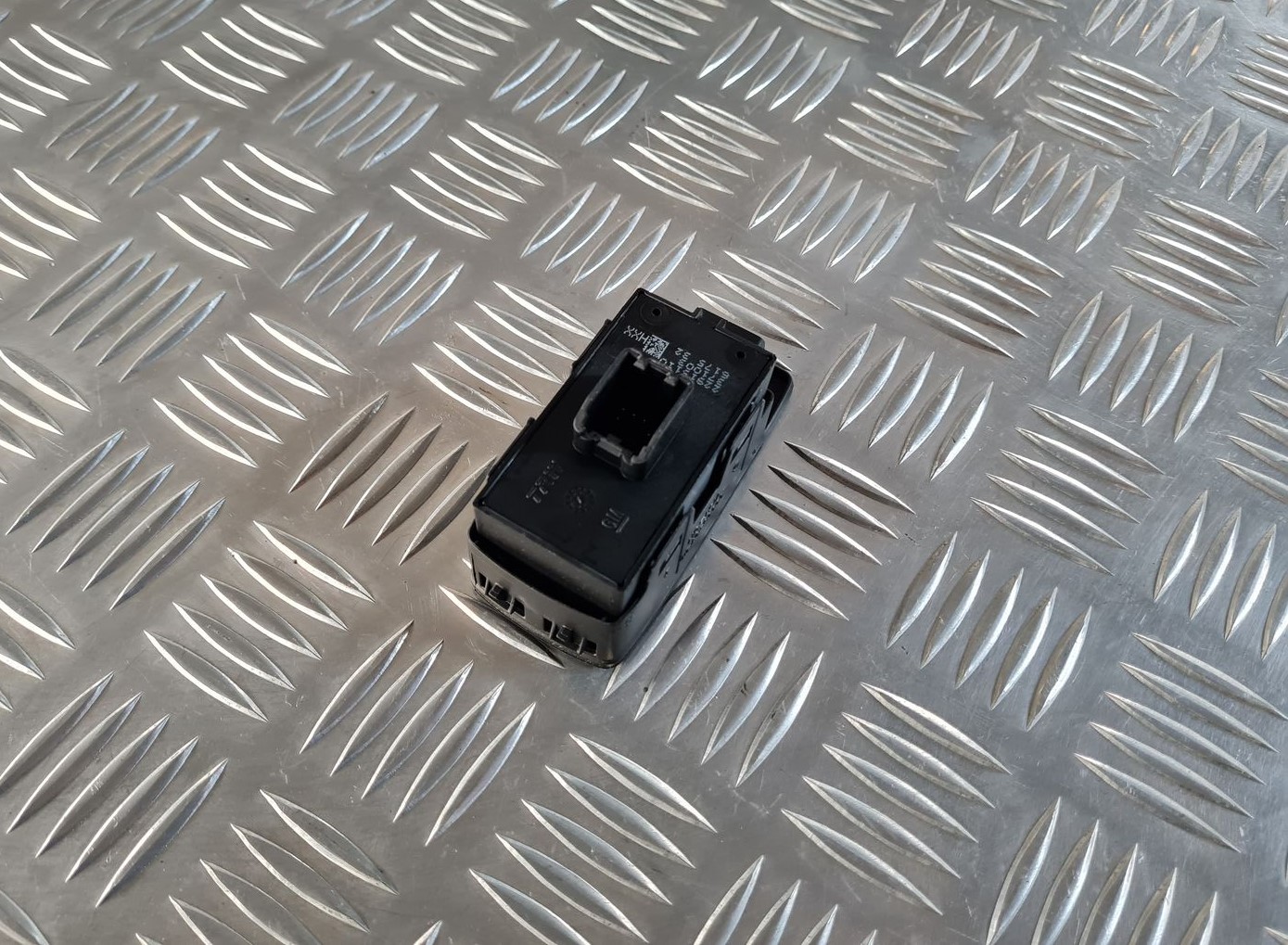 Stikla pacelšanas poga priekš OPEL INSIGNIA 2016