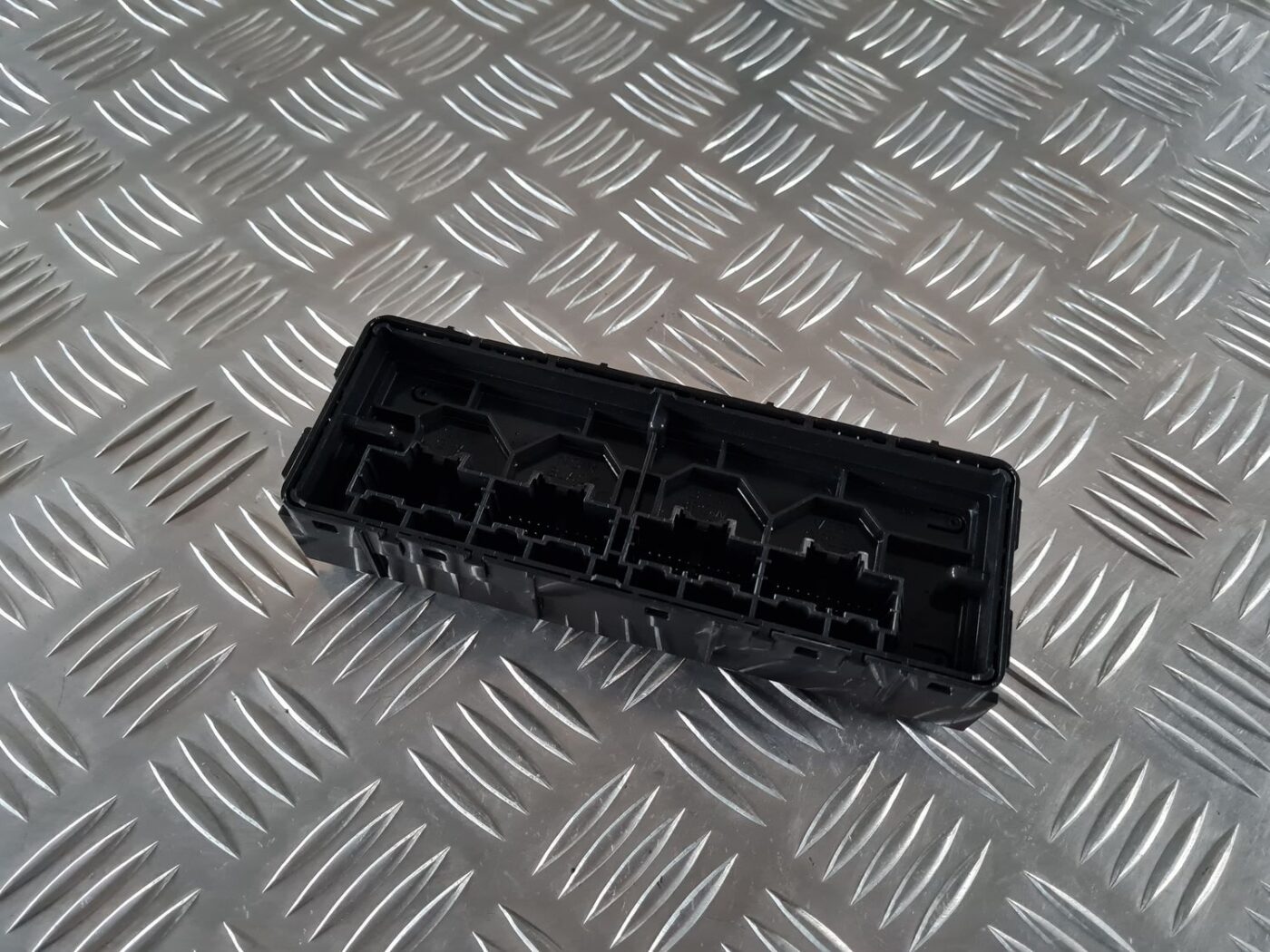 Gaisa kondicioniera vadības bloks priekš OPEL INSIGNIA 2016 3 Gaisa kondicioniera vadības bloks priekš OPEL INSIGNIA 2016