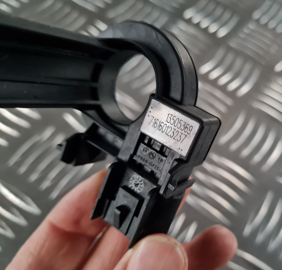 Akumulatora strāvas sensors priekš OPEL INSIGNIA 2016 3 Akumulatora strāvas sensors priekš OPEL INSIGNIA 2016