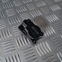 Apsildes sistēmas aktuators priekš OPEL INSIGNIA 2016