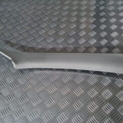 Priekšējas salona statnes apdare priekš OPEL INSIGNIA 2016