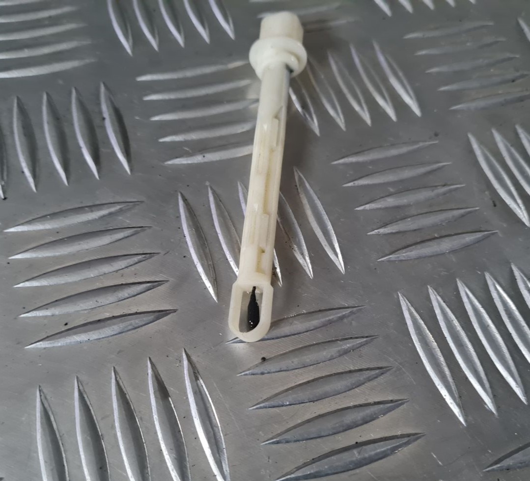 Temperatūras devejs priekš OPEL INSIGNIA 2016 2 Temperatūras devejs priekš OPEL INSIGNIA 2016