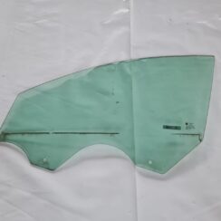 Priekšējo kreiso durvju stikls priekš OPEL INSIGNIA 2016