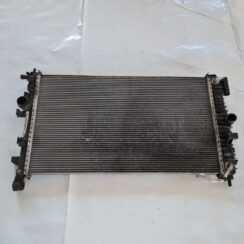 Dzesēšanas radiators priekš OPEL INSIGNIA 2016