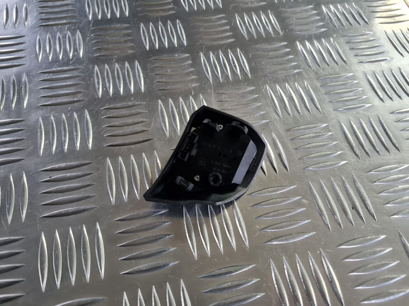 Stūres poga priekš OPEL VECTRA C 2008