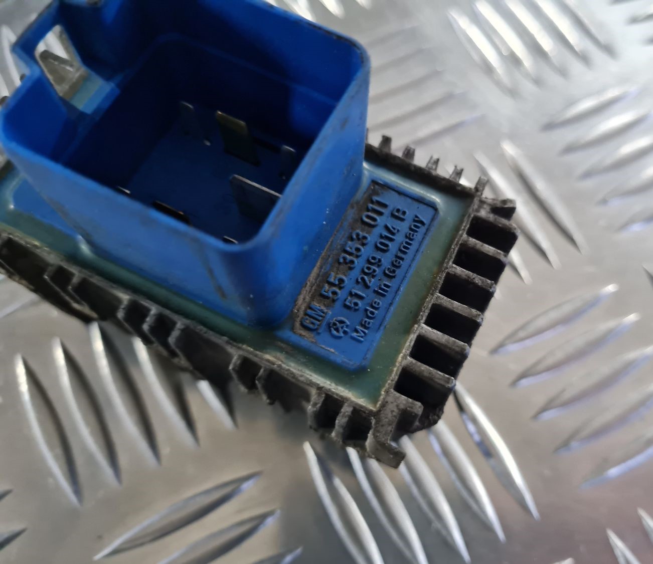 Kvēlsveču releja priekš OPEL VECTRA C 2008