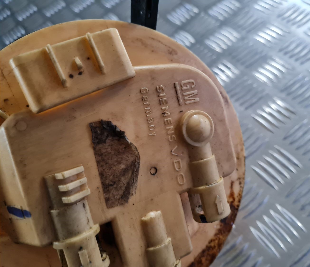 Degvielas tvertnes sūknis priekš OPEL VECTRA C 2008 4 Degvielas tvertnes sūknis priekš OPEL VECTRA C 2008