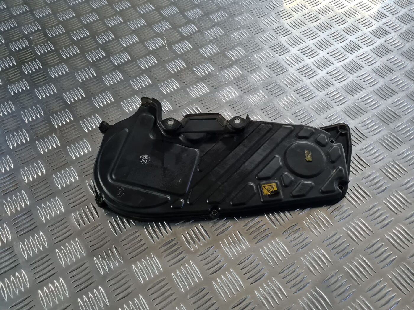 Zobsīksnas aizsargs priekš OPEL VECTRA C 2008 1 Zobsīksnas aizsargs priekš OPEL VECTRA C 2008