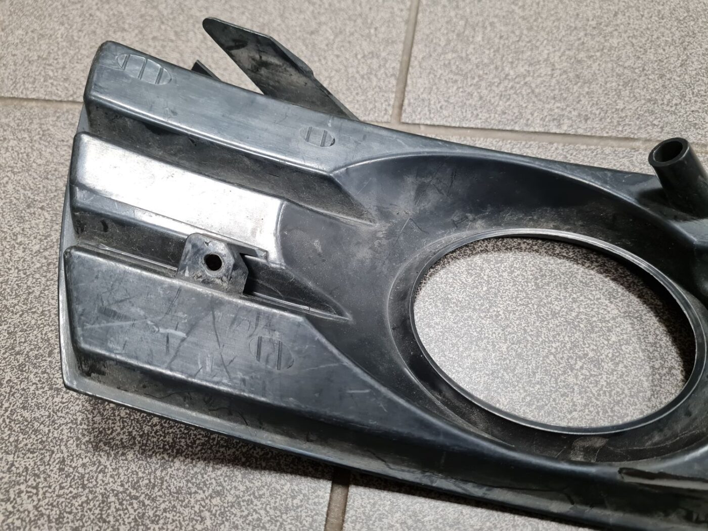 Miglas luktura reste, pa labi priekš VW PASSAT CC 2009 6 Miglas luktura reste, pa labi priekš VW PASSAT CC 2009