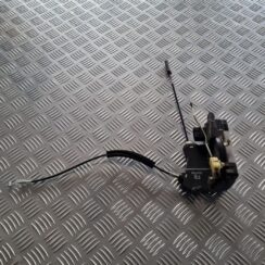 Priekšējo kreiso durvju slēdzene priekš OPEL VECTRA C 2002