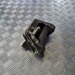 Dzinēja spilvens priekš OPEL VECTRA C 2002