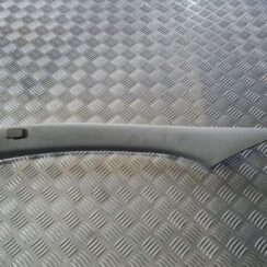 Priekšējas salona statnes apdare priekš OPEL VECTRA C 2002