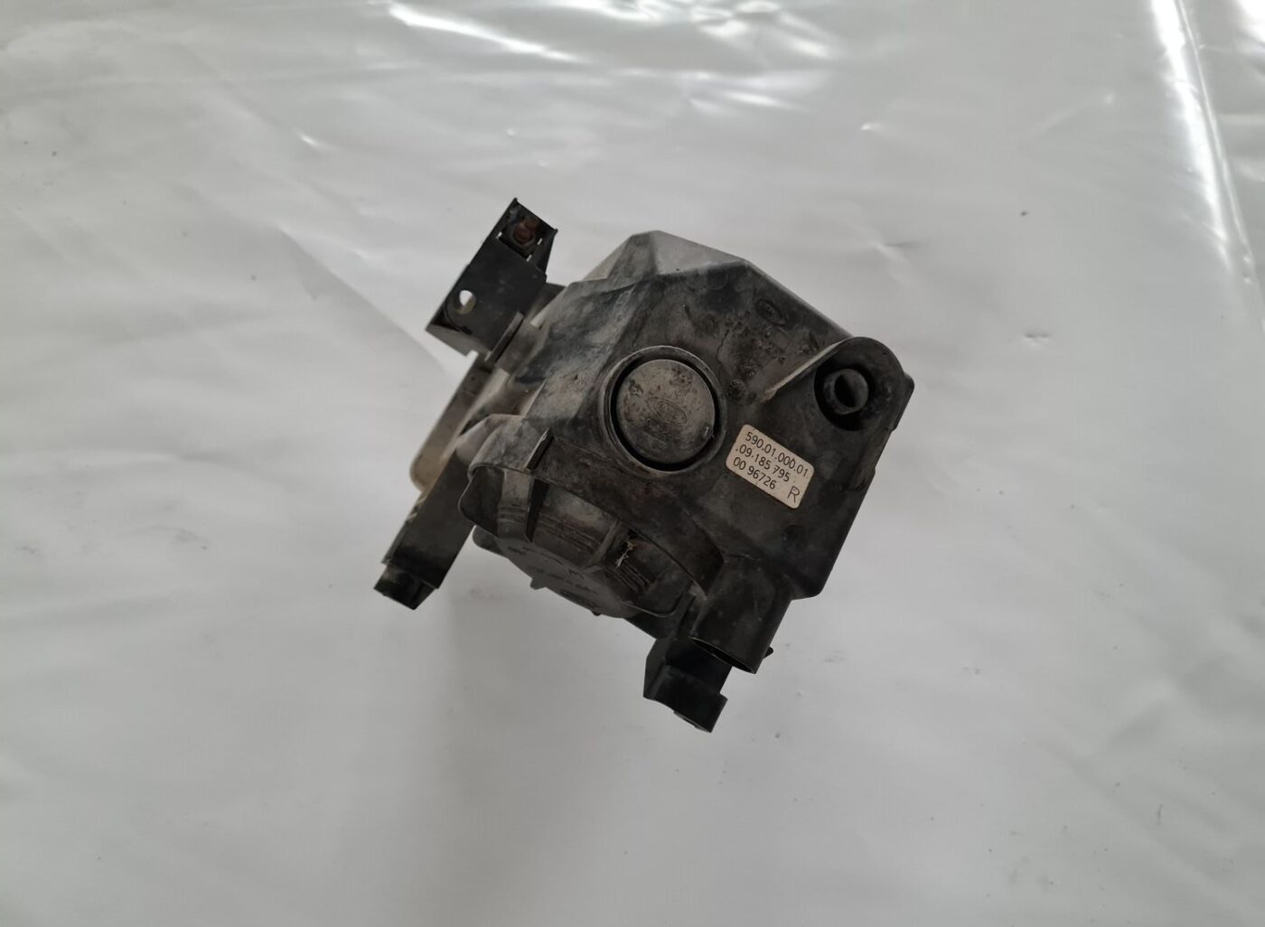 Miglas lukturis priekšā labajā pusē priekš OPEL VECTRA C 2002 4 Miglas lukturis priekšā labajā pusē priekš OPEL VECTRA C 2002