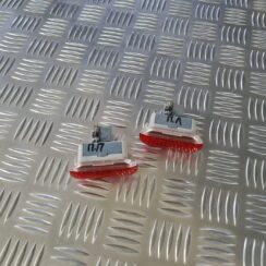 Apgaismojums durvju apdarē priekš VW GOLF IV 1999