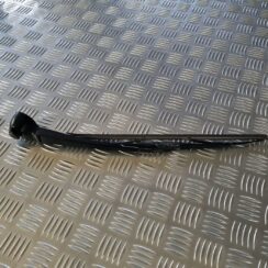 Aizmugurējā loga tīrītāja slotiņa priekš VW GOLF IV 1999