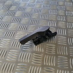 Pārsega atveršanas rokturis salonā priekš VW GOLF IV 1999