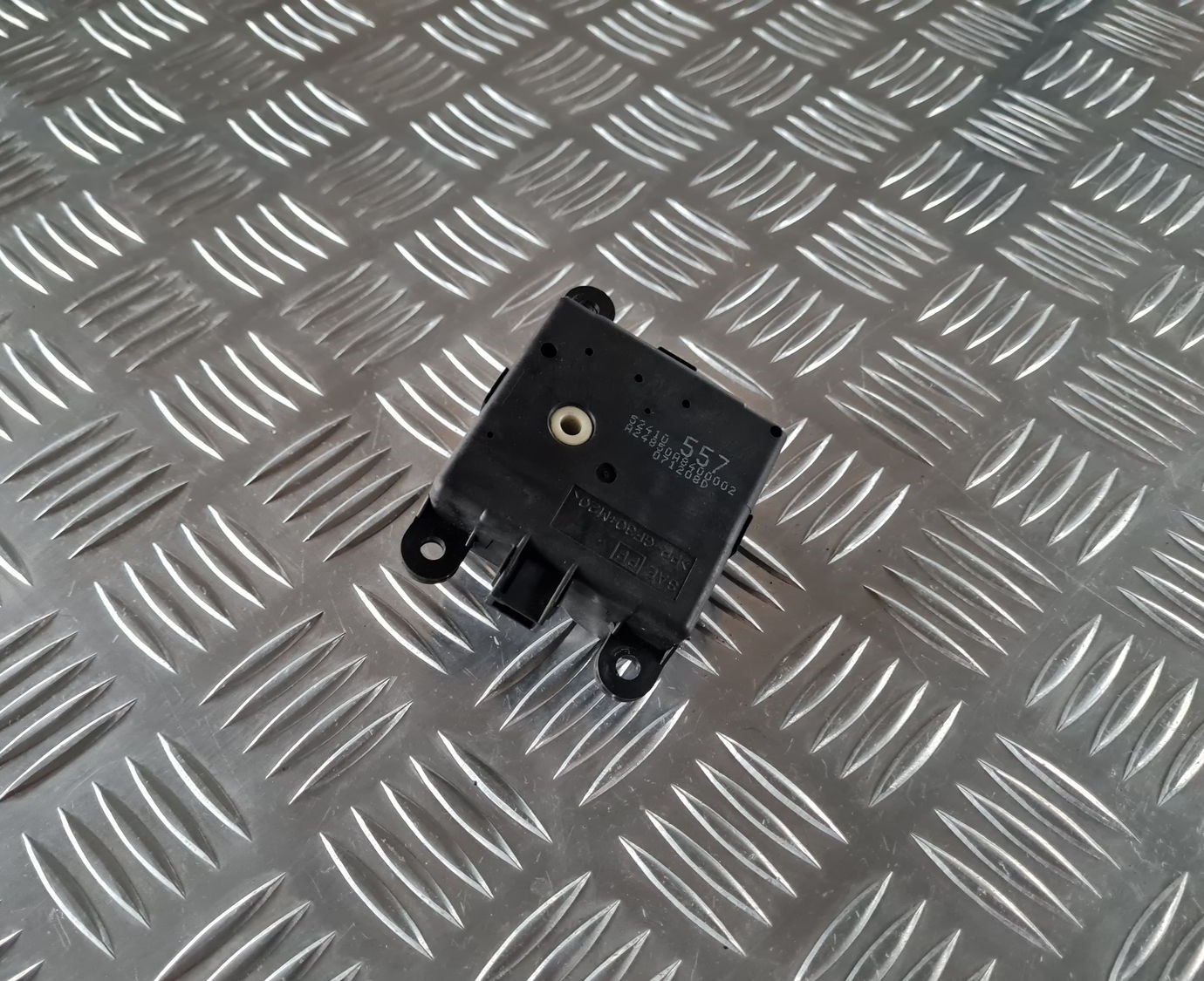 Apsildes sistēmas aktuators priekš RENAULT LAGUNA 2008