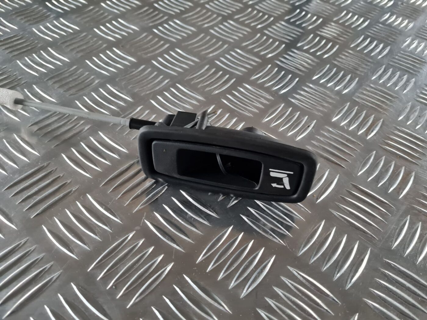 Aizmugurējā sēdekļa slēdzene priekš RENAULT LAGUNA 2008