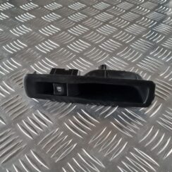 Stikla pacelšanas poga priekš RENAULT LAGUNA 2008