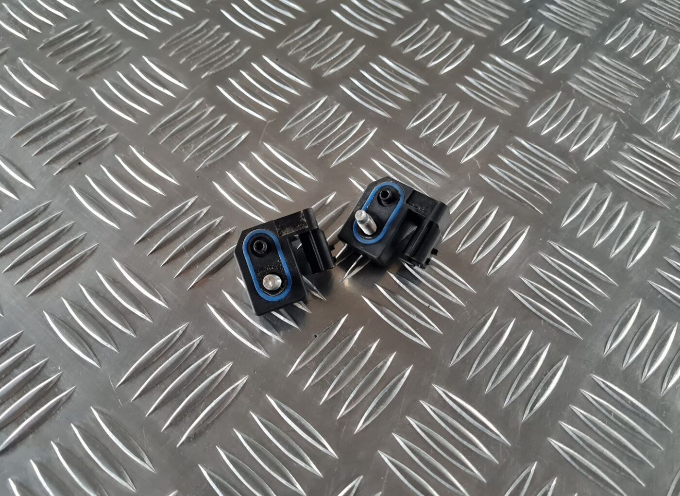 Drošības spilvena trieciensensors priekš RENAULT LAGUNA 2008 3 Drošības spilvena trieciensensors priekš RENAULT LAGUNA 2008